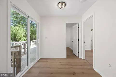 Entry Way - 25 Mitchell Ave, Aberdeen, MD 21001 photo 10 of 25