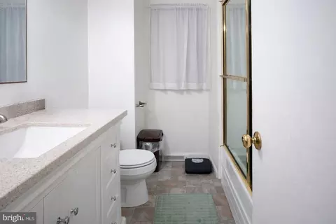 Entry Way - 904 Averill Rd, Joppa, MD 21085 photo 2 of 3