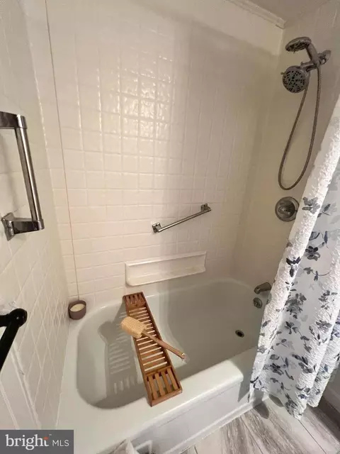 Bath - 1920 Trimble Rd, Edgewood, MD 21040 photo 2 of 3