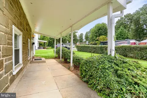 Exterior - 422 Breslin Rd, Joppa, MD 21085 photo 4 of 9