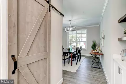 Entry Way - 4726 Carroll Manor Rd, Baldwin, MD 21013 photo 5 of 7