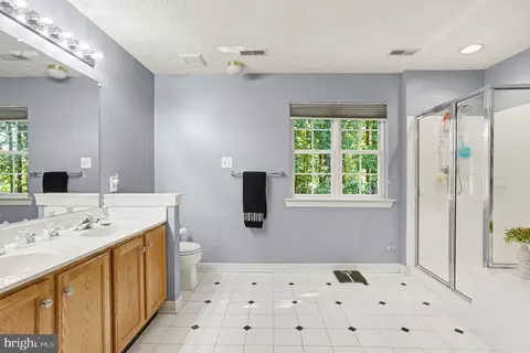 Bath - 502 Copeland Rd, Fallston, MD 21047 photo 2 of 4