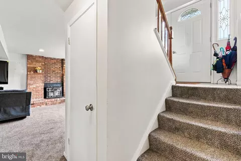 Entry Way - 2300 Carrs Mill Rd, Fallston, MD 21047 photo 6 of 7