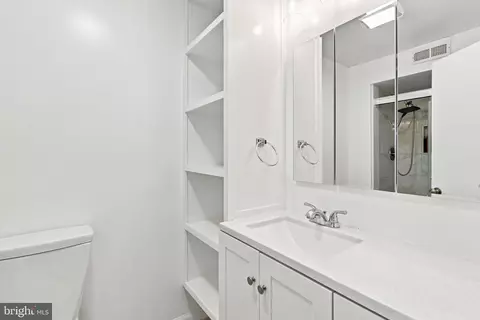 Bath - 2300 Carrs Mill Rd, Fallston, MD 21047 photo 6 of 7