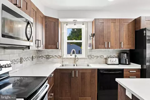 Kitchen - 2300 Carrs Mill Rd, Fallston, MD 21047 photo 4 of 4