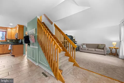 Entry Way - 3204 Bryson Ct, Baldwin, MD 21013 photo 2 of 5