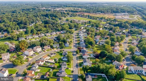 View/Area - 309 Chimney Oak Dr, Joppa, MD 21085 photo 13 of 30