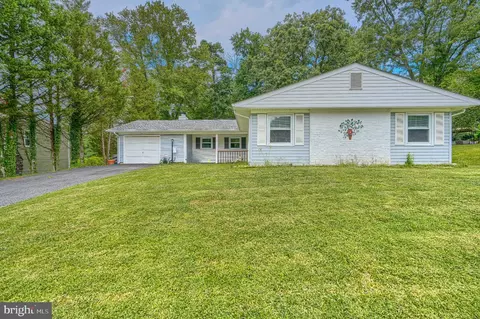 Exterior - 410 Acadia Dr, Joppa, MD 21085 photo 1 of 6