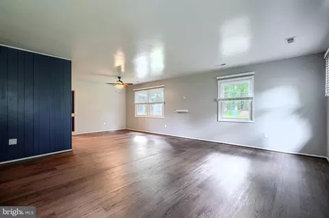 Living - 410 Acadia Dr, Joppa, MD 21085 photo 4 of 7