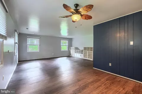 Living - 410 Acadia Dr, Joppa, MD 21085 photo 2 of 7