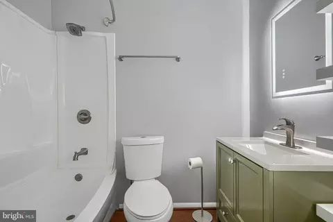 Bath - 410 Acadia Dr, Joppa, MD 21085 photo 2 of 4