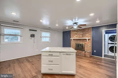 Living - 410 Acadia Dr, Joppa, MD 21085 photo 5 of 7