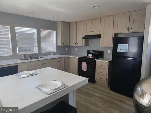 1135 Chipper Dr, Edgewood, MD 21040 photo 3