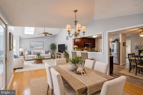 Dining - 3 Old Sound Rd, Joppa, MD 21085 photo 2 of 5