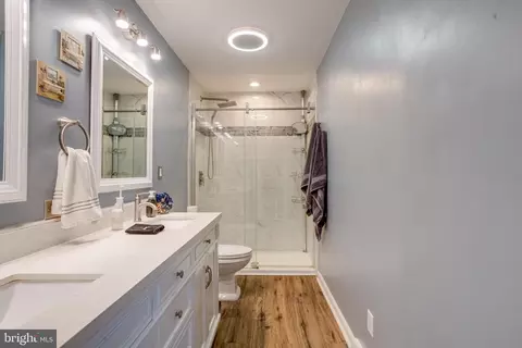 Bath - 3 Old Sound Rd, Joppa, MD 21085 photo 2 of 2