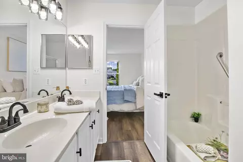 Bath - 3743 Wolf Trail Dr NW, Abingdon, MD 21009 photo 3 of 4