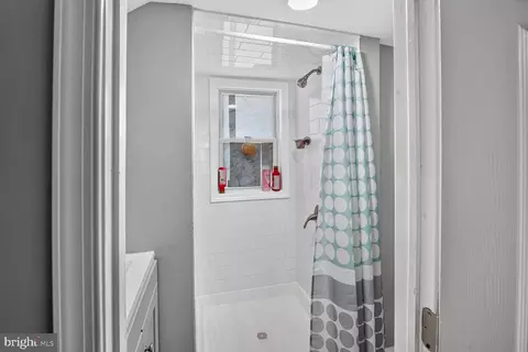 Bath - 101 Oak St, Edgewood, MD 21040 photo 1 of 1