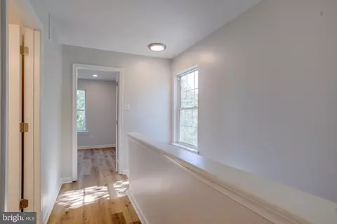 Entry Way - 7 St Agnes Dr, Abingdon, MD 21009 photo 4 of 5
