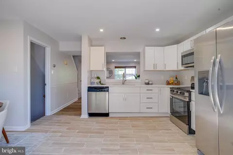Kitchen - 7 St Agnes Dr, Abingdon, MD 21009 photo 3 of 3