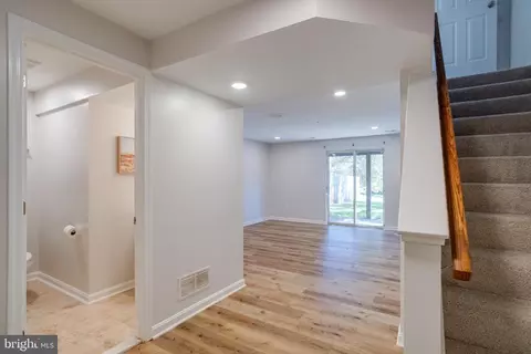 Entry Way - 7 St Agnes Dr, Abingdon, MD 21009 photo 5 of 5