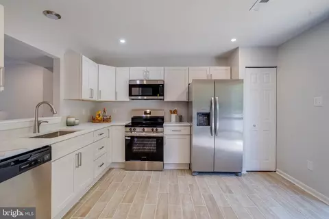 Kitchen - 7 St Agnes Dr, Abingdon, MD 21009 photo 1 of 3