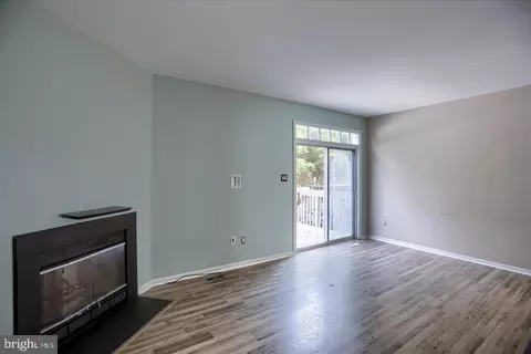 Living - 3205 Stone Eagle Ct, Abingdon, MD 21009 photo 5 of 6