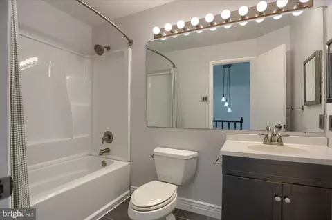 Bath - 3205 Stone Eagle Ct, Abingdon, MD 21009 photo 2 of 2