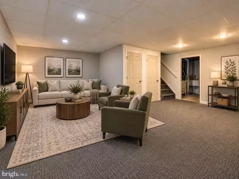 Living - 3205 Stone Eagle Ct, Abingdon, MD 21009 photo 2 of 6