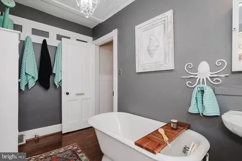Bath - 2410 Watervale Rd, Fallston, MD 21047 photo 5 of 6