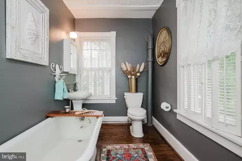 Bath - 2410 Watervale Rd, Fallston, MD 21047 photo 3 of 6