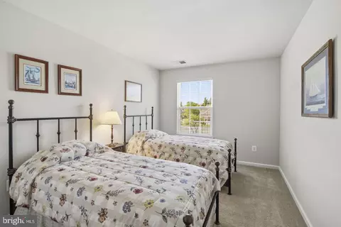 Bedroom - 305 Tufton Cir, Fallston, MD 21047 photo 3 of 5
