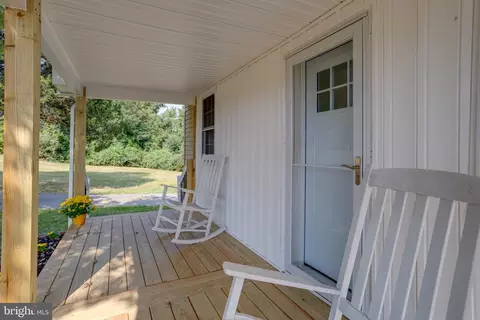 Exterior - 2100 Mountain Rd, Joppa, MD 21085 photo 5 of 13