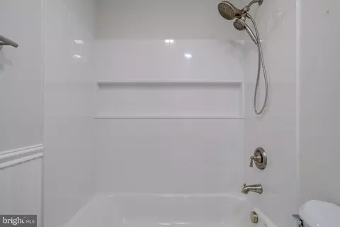 Bath - 2100 Mountain Rd, Joppa, MD 21085 photo 2 of 5