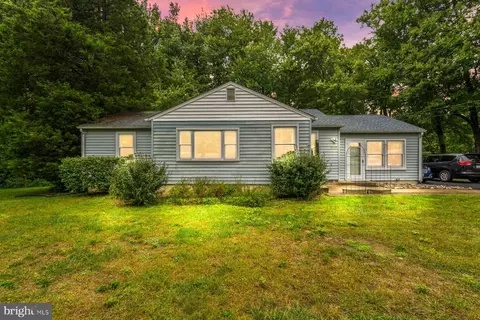 522 N Paradise Rd, Aberdeen, MD 21001