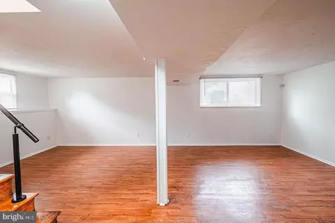 Living - 2311 Perry Ave, Edgewood, MD 21040 photo 9 of 16
