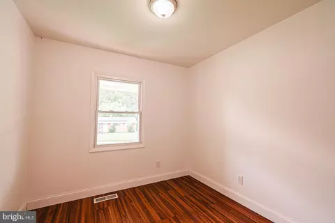 Bedroom - 2311 Perry Ave, Edgewood, MD 21040 photo 6 of 10