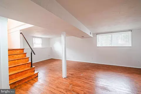 Living - 2311 Perry Ave, Edgewood, MD 21040 photo 10 of 16