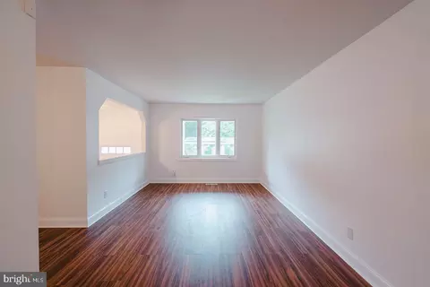 Living - 2311 Perry Ave, Edgewood, MD 21040 photo 2 of 16