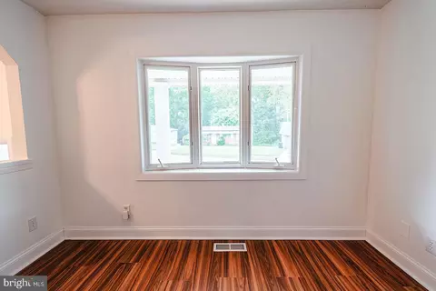 Living - 2311 Perry Ave, Edgewood, MD 21040 photo 16 of 16