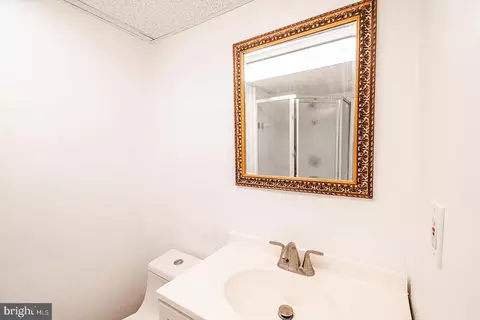Bath - 2311 Perry Ave, Edgewood, MD 21040 photo 5 of 5