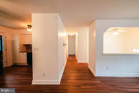 Entry Way - 2311 Perry Ave, Edgewood, MD 21040 photo 2 of 10
