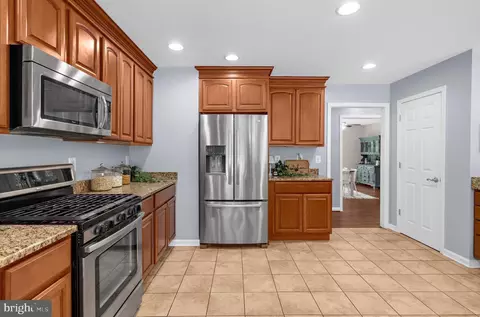 Kitchen - 610 Stans Rd, Joppa, MD 21085 photo 3 of 6