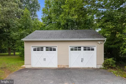 Exterior - 610 Stans Rd, Joppa, MD 21085 photo 9 of 13