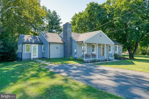 5 Woodside Dr, Churchville, MD 21028