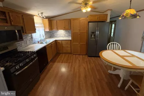 578 Trimble Rd #TRLR 21, Joppa, MD 21085 photo 2