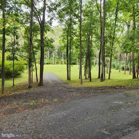 3237 Green Rd, White Hall, MD 21161