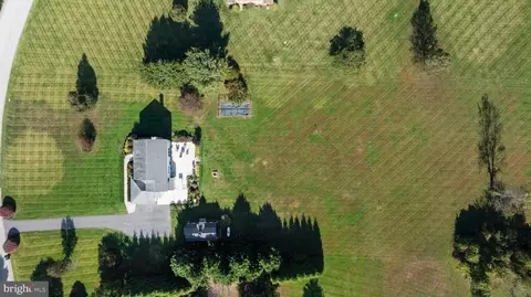View/Area - 2411 Haddon Hurst Ct, Fallston, MD 21047 photo 4 of 10