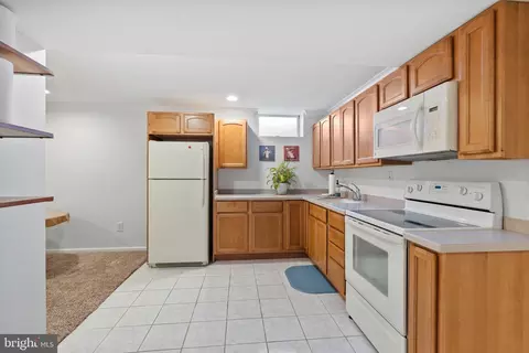 Kitchen - 2411 Haddon Hurst Ct, Fallston, MD 21047 photo 6 of 6