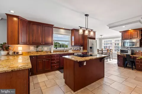 Kitchen - 2411 Haddon Hurst Ct, Fallston, MD 21047 photo 3 of 6