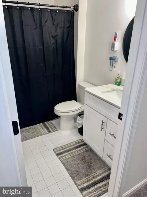 Bath - 400 Gresham Ct, Bel Air, MD 21014 photo 2 of 7